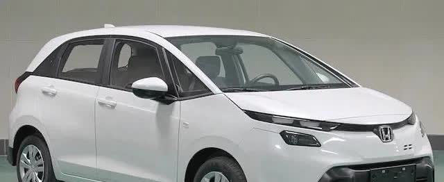 新款的飞度来了！

这个车，曾经就是经典，两个字的代名词，可能这个车，在当年