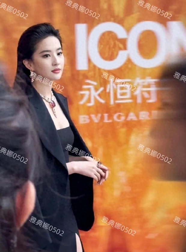 刘亦菲神仙姐姐的美名不是白叫的 ，她今天又美出了新高度 太惊艳了