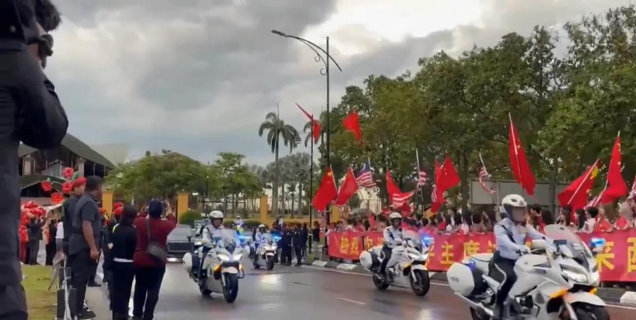中国和马来西亚有未来
应马来西亚邀请，中国方面在当地时间4月15日抵达吉隆坡，开