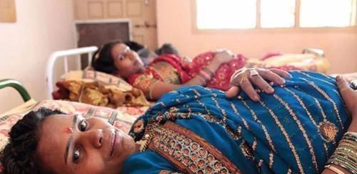 印度一妻多夫生活困境











你敢想象一个女人嫁给五个兄弟的生活吗