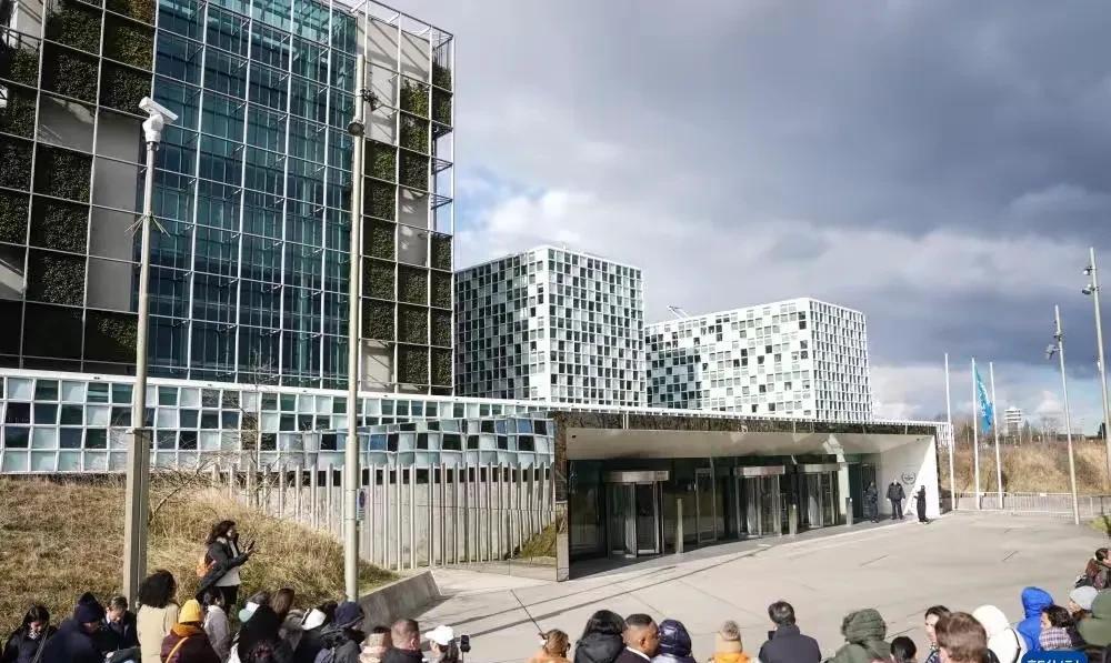 海牙国际法院这个机构就是西方国家搞的遮羞布，它不是代表正义，反而是在为虎作伥。在