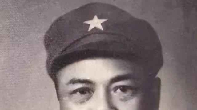 毛主席为何点名寻找"戴罪"的莫雄？