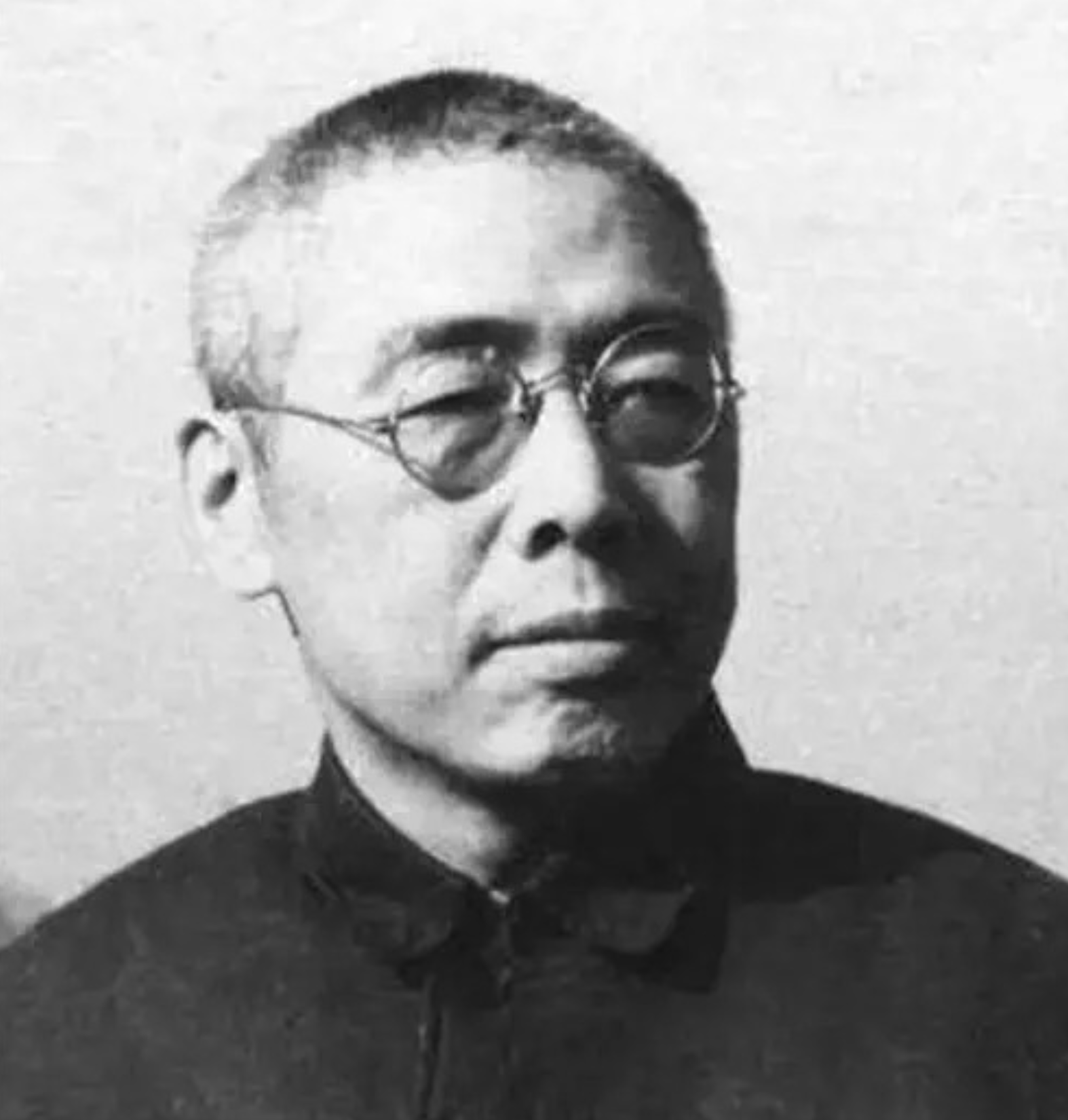 1968年，被永久开除党籍的国歌词作者田汉，在狱中结束了70载的生命，过了7年，