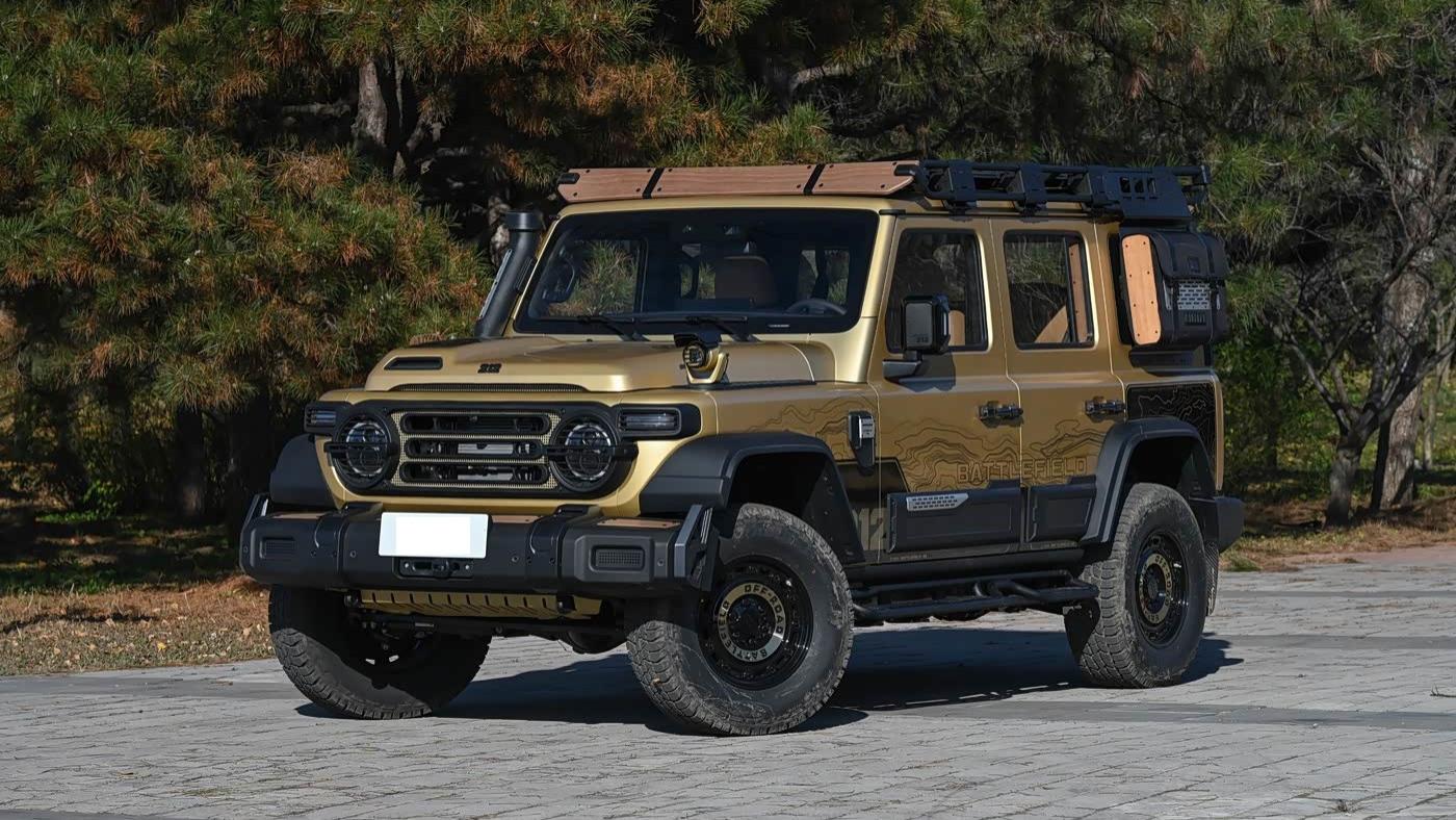 212 T01高地版竞争坦克300！出厂就带重度改装，配涉水喉+金属侧踏