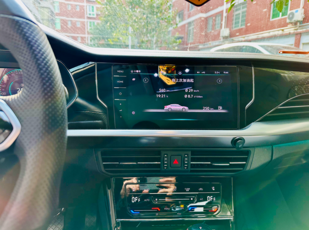 冬天冷启动，经常开空调，油耗相比于夏天还是有明显的增加。上个月一共就跑了500来