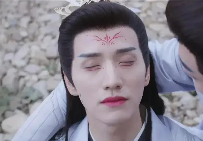 念无双好歹毒的妆造！到底为什么要在这几张好看的脸上搞出这么可怕的妆造？给我们全胜