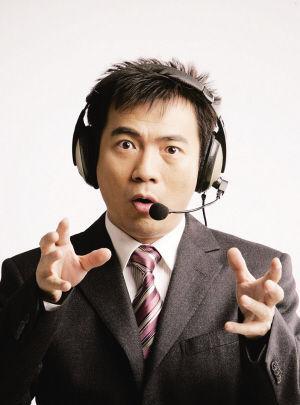 2006年，黄健翔的妻子孙颖，确诊为乳腺癌，做完手术后，黄健翔：“亲爱的，我们分