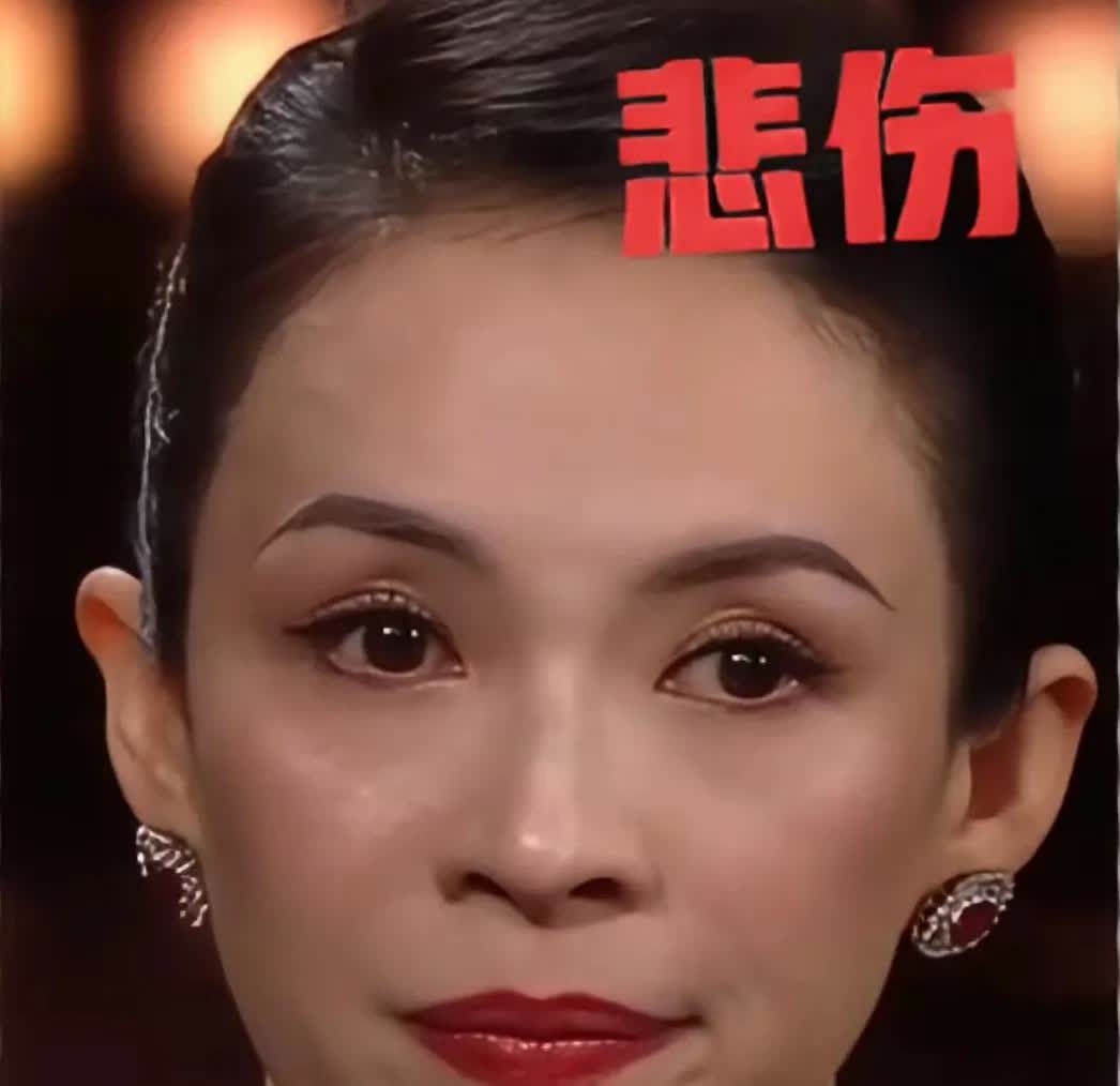 章子怡：面向变了 ，福相没了。

说实话，这个年纪被离婚抛弃，真的挺难过的
