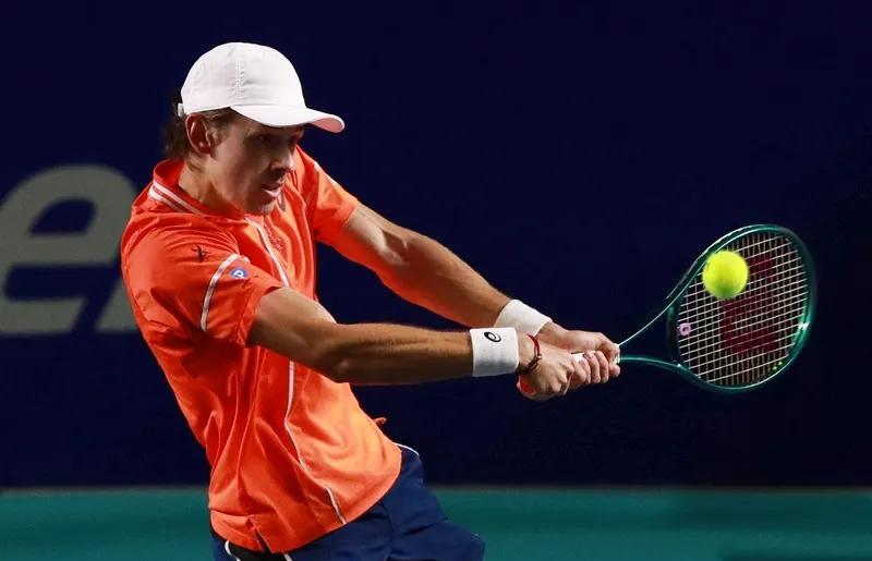 昨天2日2025WTA1000马德里站男单半决赛战况
5月2日，2025WTA1