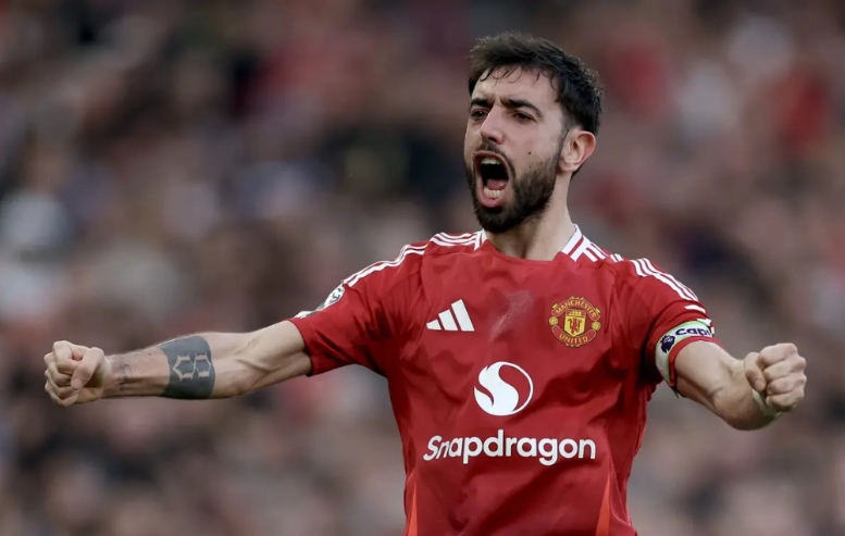 皇马疯了还是曼联疯了？
英格兰《每日邮报》报道，皇马将会报价9000万英镑求购曼