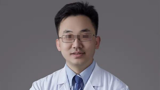 冲冠为红颜，险出医疗事故！副主任吃秃窝边草，官小姐知三当三！