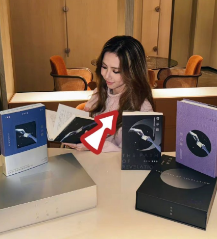 多读书真的有用
不信你看邓紫棋
她不仅自己创作同一系列14首歌曲，还用了三年时间