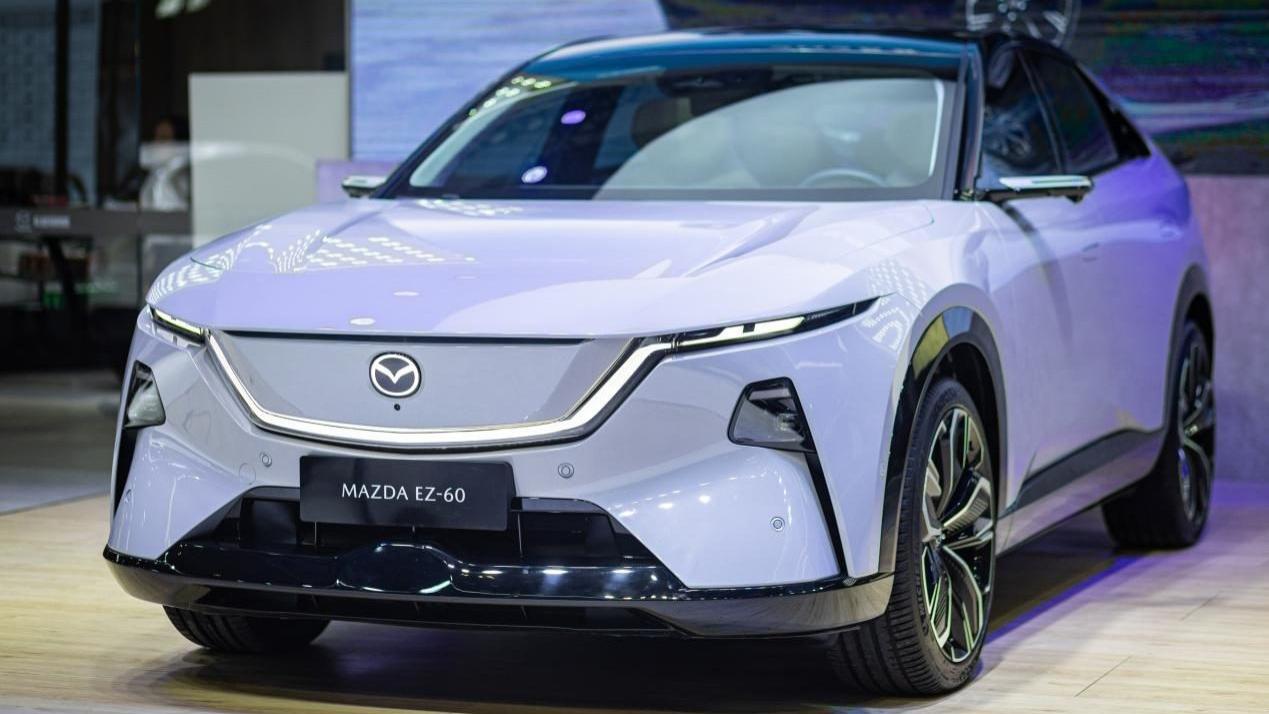 MAZDA EZ-60云南首秀 长安马自达携电动化阵营亮相2025昆明车展