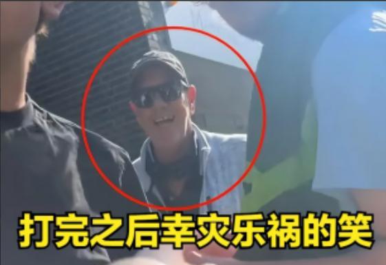 “非要出国？”6月4日，一中国女生在英国因为讲了中文，就被白人男子歧视辱骂，还狂