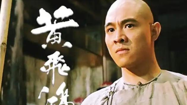 62岁李连杰街头露面引唏嘘：功夫巨星为何瘦成纸片人？