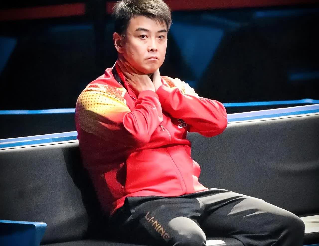 国乒教练王皓要“愁死了”！
曾被寄予厚望的“四小只”林诗栋、向鹏、陈垣宇、黄友