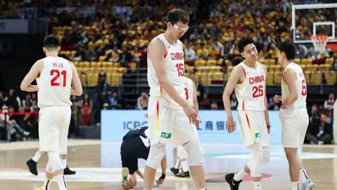 中韩男篮身价PK，中国队6050万，韩国太可怜