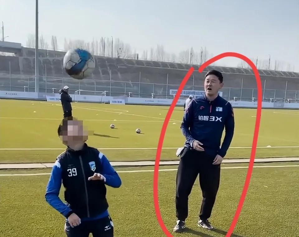 如果这次把孙继海整死，这种环境下，以后全中国都没人敢搞青训了！
我一个朋友的儿子