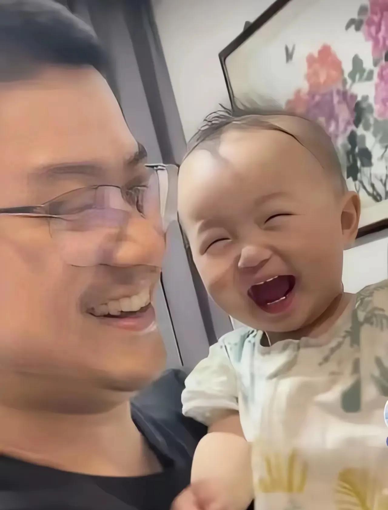 孩子好不好带 ，以后能不能成材，其实怀孕的时候就知道了。
如果你怀孕的时候，不吐