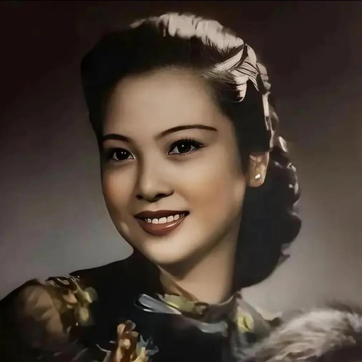 1938年，41岁的戴笠招呼秘书余淑恒来他房间拿一份文件，她推门进来：“文件在哪