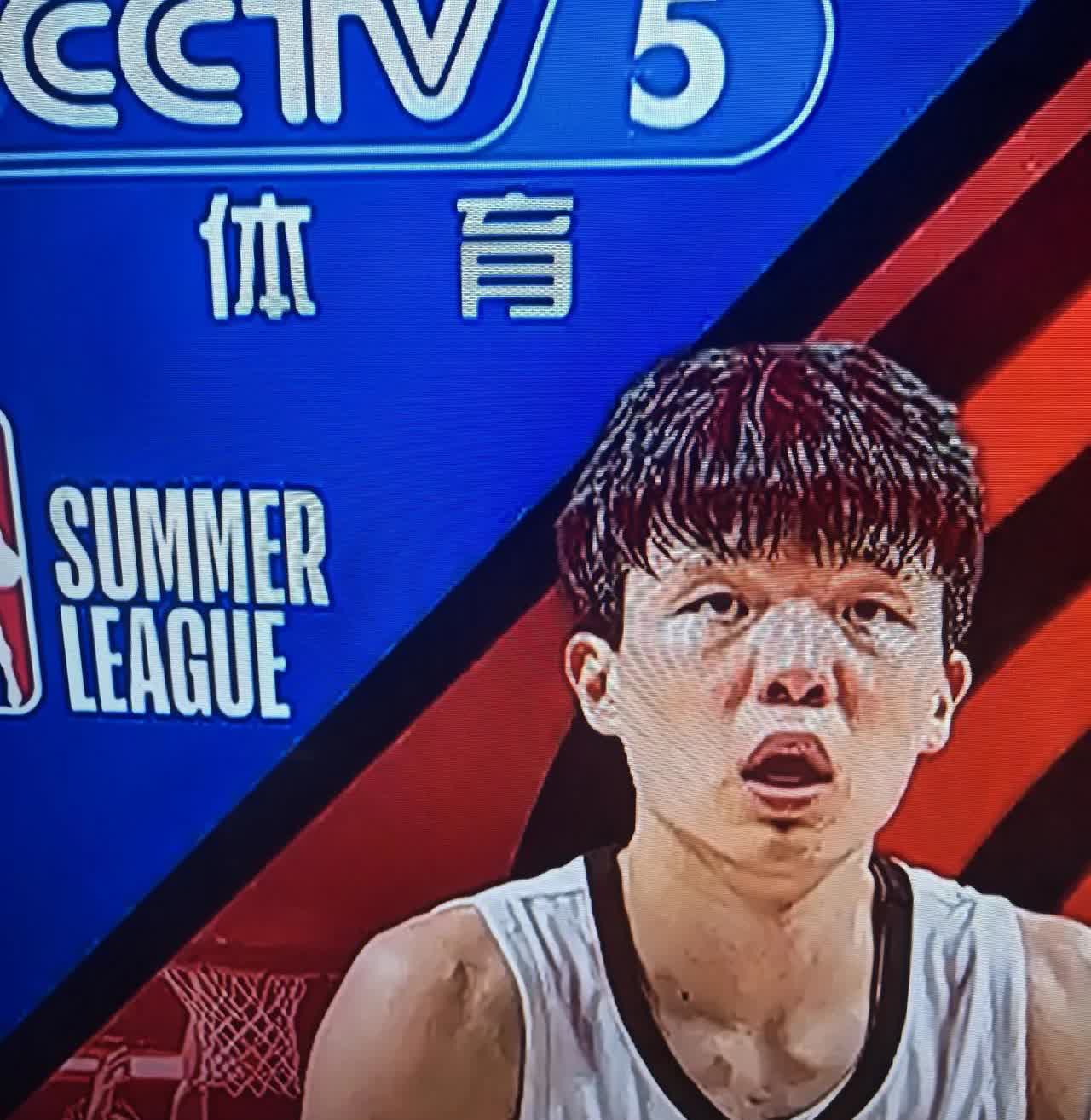 我有预感，不出三年，中国男篮的首发五虎将是如下:
1号:赵维纶
2号:朱正
