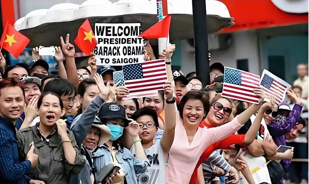 我们的邻居里，有两个奇葩，印度和越南。
有国内一些专家认为，印度一方面积极参与美