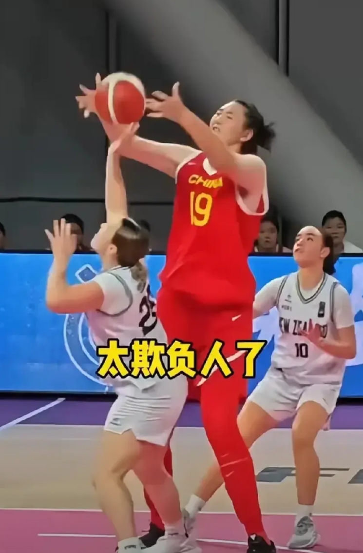 幸福的烦恼？五大中锋如何选择？那么不如选择双塔。可以想象一下，张子宇和韩旭两人，