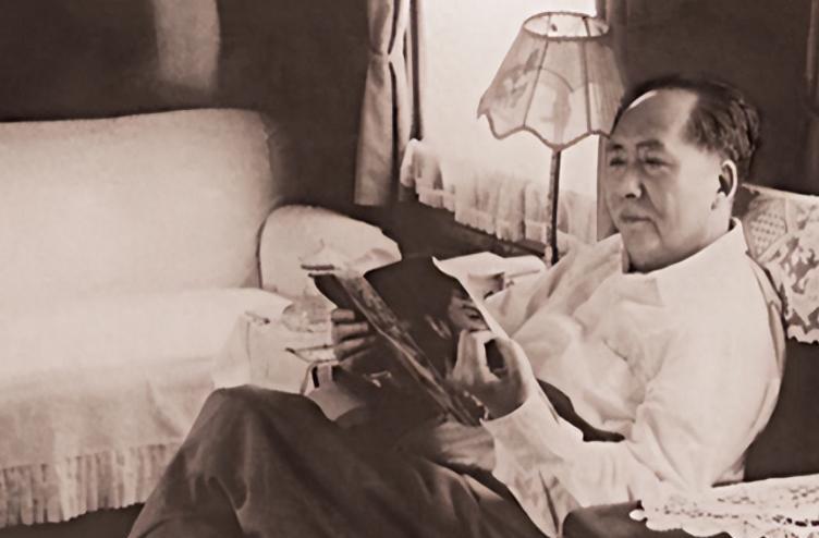 55年毛主席特批一副主席工资1000元，比主席高出440元，为何？
话说1949