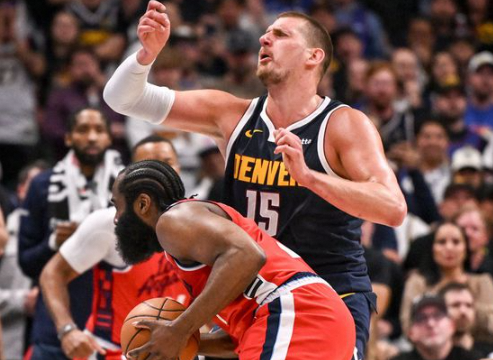 约基奇假摔被实锤，G2裁判报告快船逃过一劫