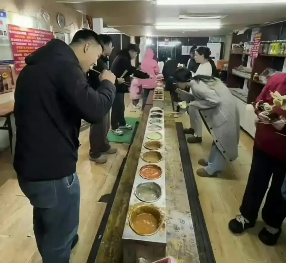 这样的店吃饭，真的卫生吗？ ​​​