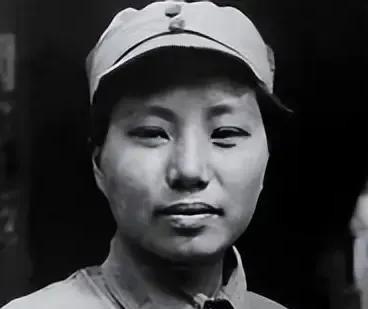 1950年，在甘肃，解放军抓到了一个女匪首，女匪首被俘时，神色淡然，随即语出惊人