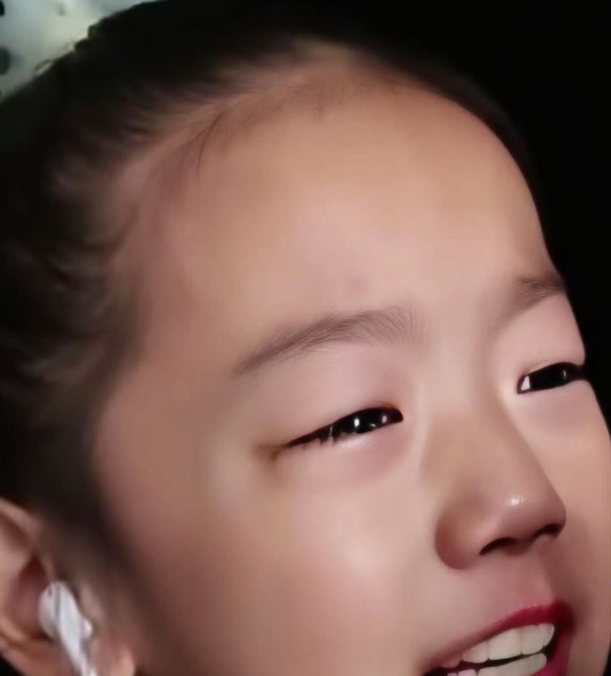 哎哟喂，这事儿听着真让人不是滋味！大伙儿可能不知道，实力派演员辛柏青家里那位小千