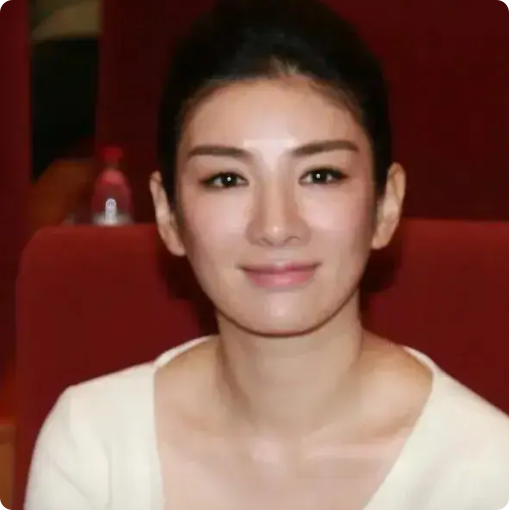 关于演员黄奕的六条相关信息：
1、黄奕，1977年出生于上海，毕业于上海东方文化