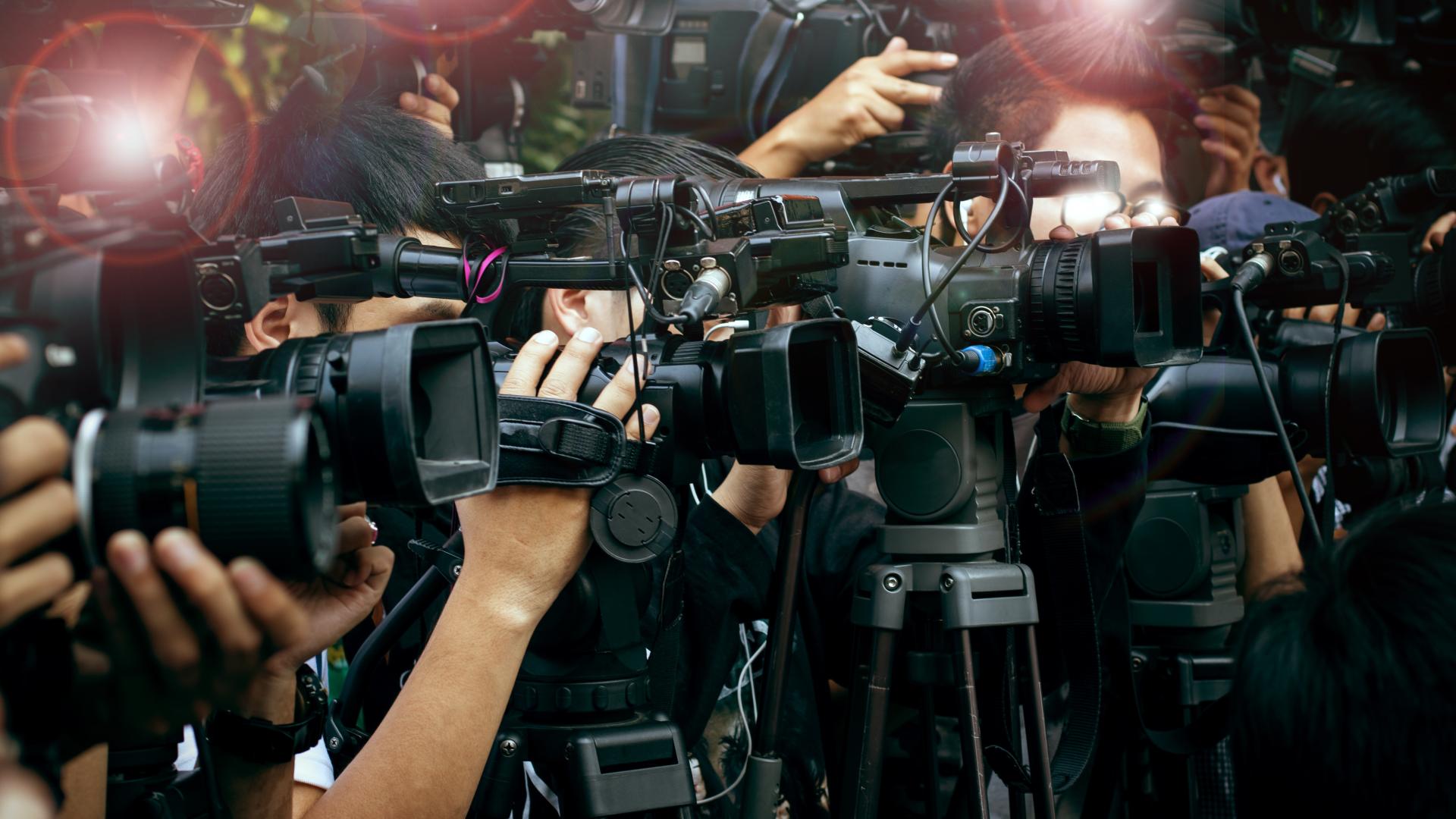 被打进家门还手反判无期？20名村民-联名做证，张亚东案疑点重重