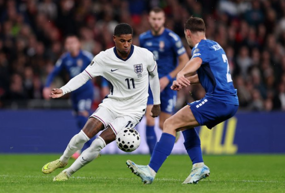 国家队比赛日：英格兰2-0塞尔维亚，拉什福德首发踢了64分钟
法国4-0乌克兰，