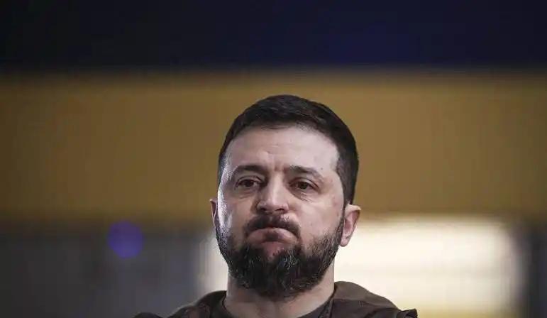 俄乌持续冲突,乌克兰打赢了？泽连斯基签署命令,宣布要对俄制裁。10月4日，泽连斯
