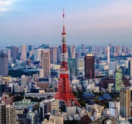 对于日本来说， 2025年注定是不开心的一年！
日本经济总量曾经长期位居全球第二
