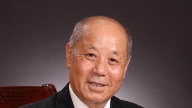 崔元泽——世界艺坛名人录·以实求质弘扬民族精神