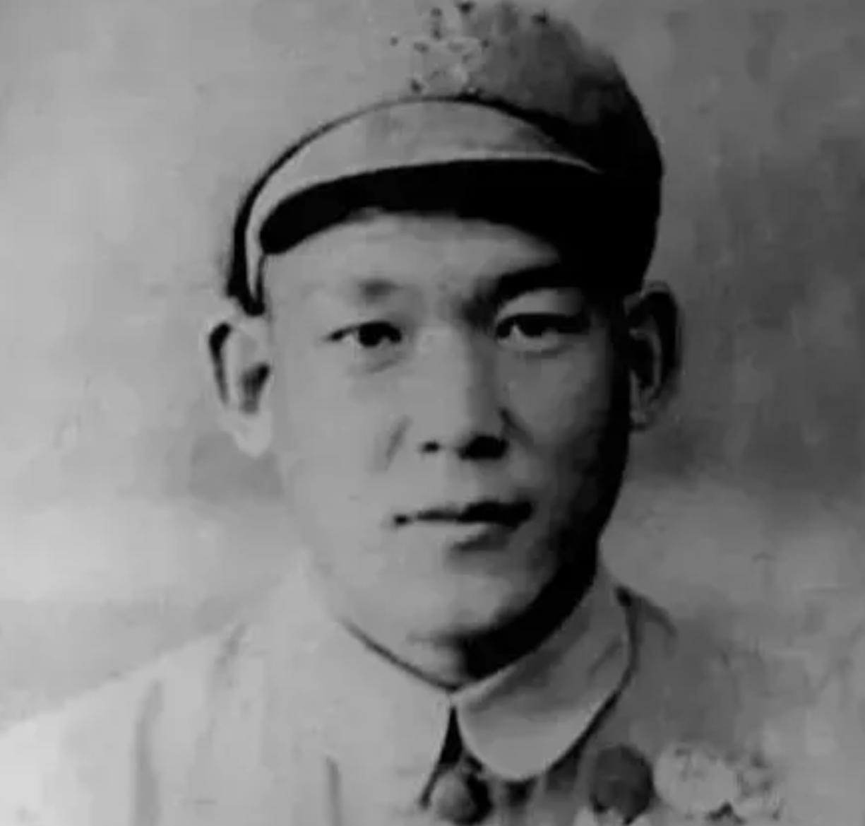 1951年，志愿军排长被13名美军包围，咳嗽带血的他，竟闪电般刺死6名美军！
