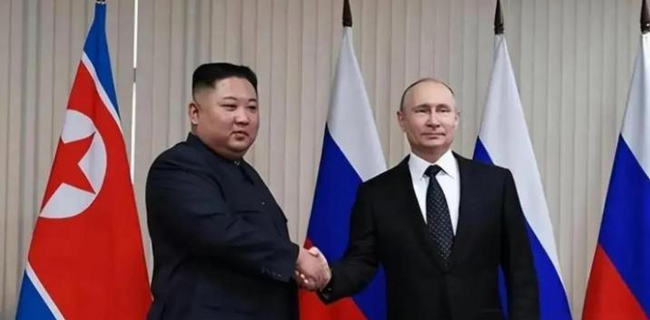 终于明白我国为啥一直没援助俄罗斯，看朝鲜如今处境就明白了，当时俄乌打的火热时，朝