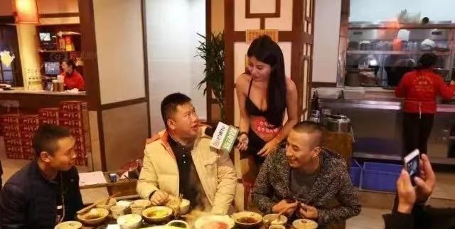 合肥，一男子和自己的小姨子有染，二人发展了长达8年的地下情，被其妻子发现后，男子