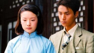 金粉世家：阔太们用亲身经历告诉你不搞钱，在豪门里连哭的资格都没有