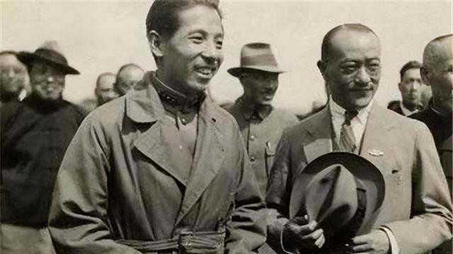 2007年，一台湾商人来到沈阳大帅府，对售票员说：我就不买票了吧