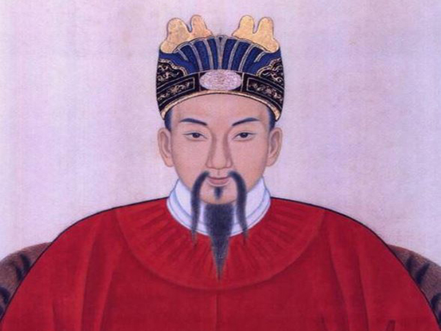 袁崇焕是名将，但绝非军事天才。

当时，皇太极绕过宁远防线，直奔京师而来，他本可