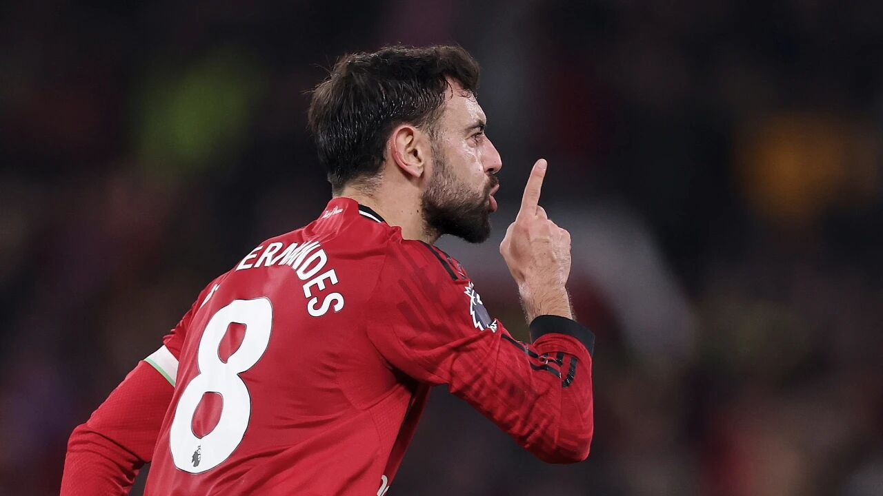 圣诞节前英超西甲德甲：维拉VS曼联，黄潜VS巴萨，海登海姆VS拜仁