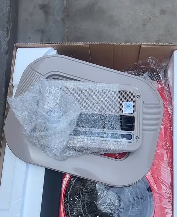 今天再给另一个车装一个驻车空调，看一下空调是怎么组成的。
空调其实特别简单，它