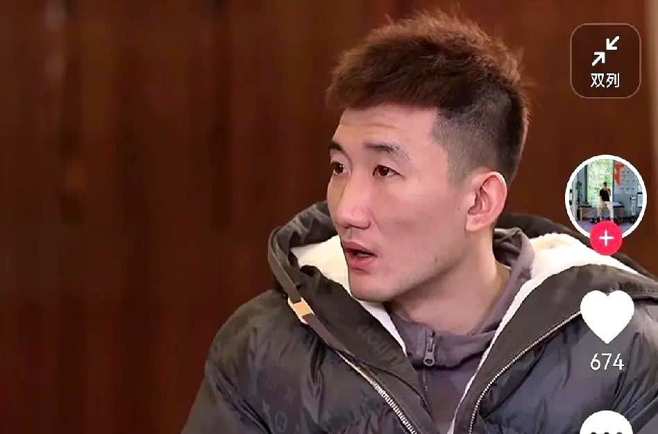 孙铭徽在采访中直言不服没被乔尔杰维奇选进国家队，曾经试图找乔尔杰维奇沟通但是对方