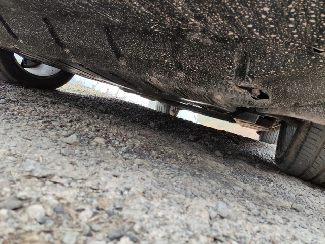 车底盘被刮到了这种情况咋办
贵州这边山路太难开了，今天过一个大坑被刮了，这种情况