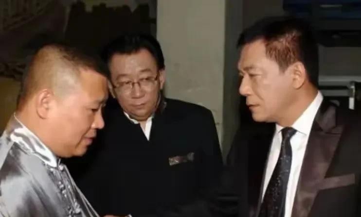 侯耀文徒弟人数及名单





一代相声大师侯耀文，捧红徒弟无数，那么他究竟有多