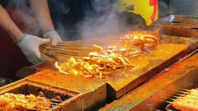 高德扫街，千问下单，美团守城